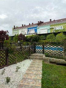 Сдается 3-этажный коттедж, 206 м²