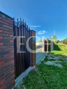 Продается 2-этажный коттедж, 405 м²