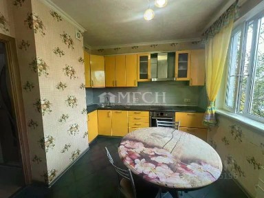 Продается 3-комн. квартира, 74,6 м²