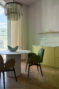 Продаются 2-комн. апартаменты, 93,3 м²