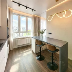 Продается 4-комн. квартира, 76,5 м²