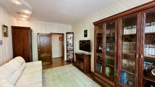 Продается 3-комн. квартира, 107,3 м²