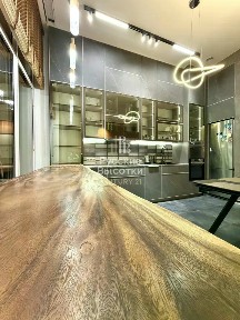 Продается 3-комн. квартира, 130 м²