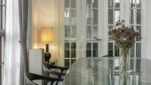 Продается 5-комн. квартира, 338 м²