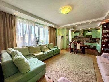 Продается 3-комн. квартира, 110 м²