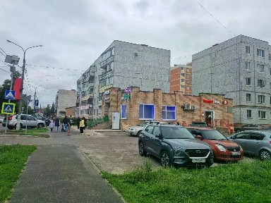 Продается торговая площадь, 244 м²