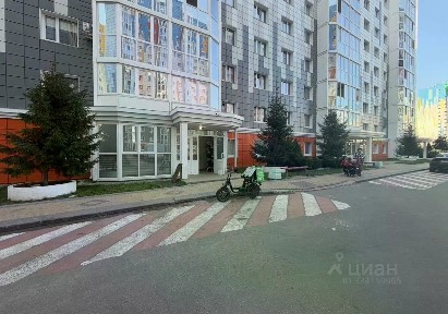Продается торговая площадь, 258 м²
