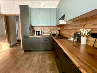 Продается 2-комн. квартира, 70 м²