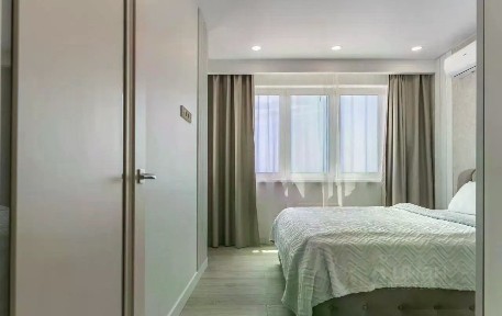 Продается 1-комн. квартира, 50,3 м²