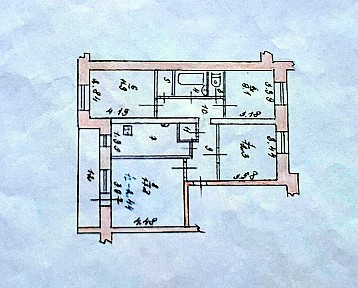 Продается 4-комн. квартира, 79,7 м²