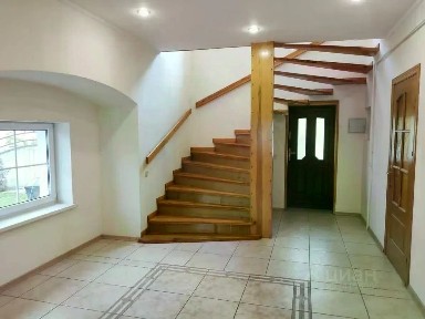 Продается 3-этажный дом, 212,5 м²