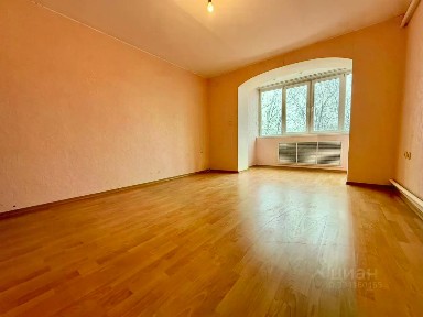 Продается 2-комн. квартира, 61 м²