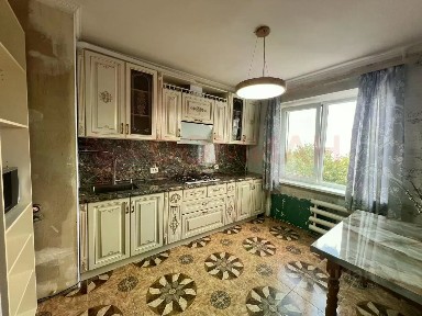 Продается 3-комн. квартира, 63 м²