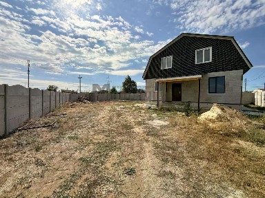 Продается 2-этажный дом, 160 м²