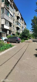 Красноярский край, Красноярск, р-н Ленинский, мкр. Фестивальный, Одесская ул., 3