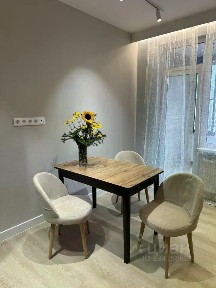 Продается 2-комн. квартира, 70 м²