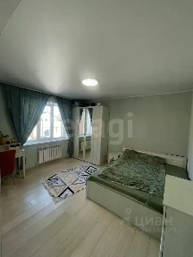 Продается 50% часть дома, 100 м²