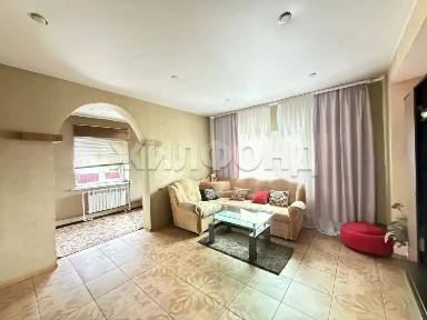 Продается 3-этажный дом, 165 м²