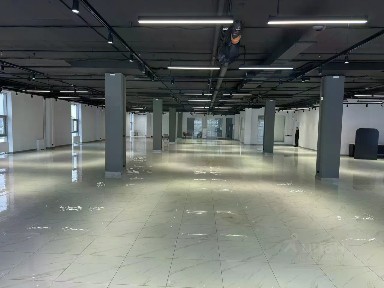 Сдается помещение свободного назначения, 300 м²