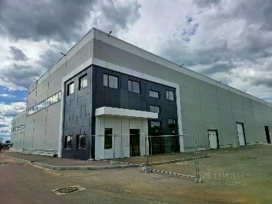 Сдается склад, 1 300 м²