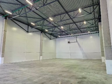 Сдается склад, 1 330 м²