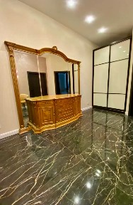 Сдается 5-комн. квартира, 180 м²