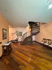 Сдается 3-комн. квартира, 135 м²