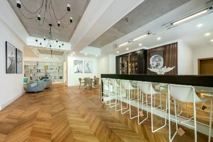 Сдаются 5-комн. апартаменты, 420 м²