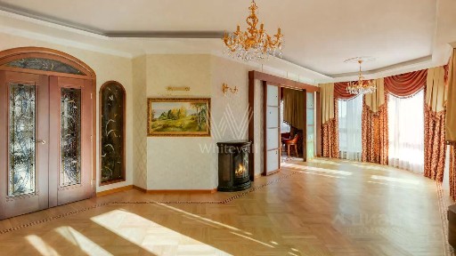 Сдается 4-комн. квартира, 156 м²