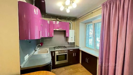 Продается 3-комн. квартира, 57 м²