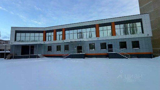 Продается помещение свободного назначения, 1 800 м²