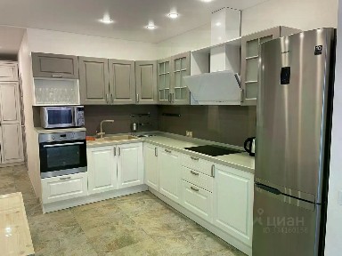 Продается 2-комн. квартира, 82 м²