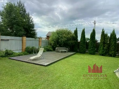 Продается 2-этажный коттедж, 300 м²