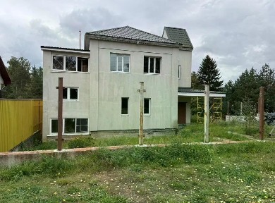 Продается 3-этажный дом, 240 м²