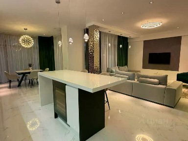 Сдается 2-этажный таунхаус, 300 м²