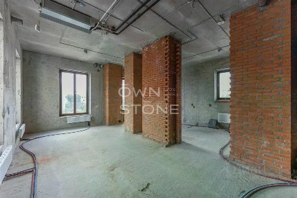 Продается 5-комн. квартира, 191 м²