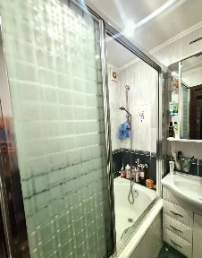 Продается 4-комн. квартира, 76,7 м²