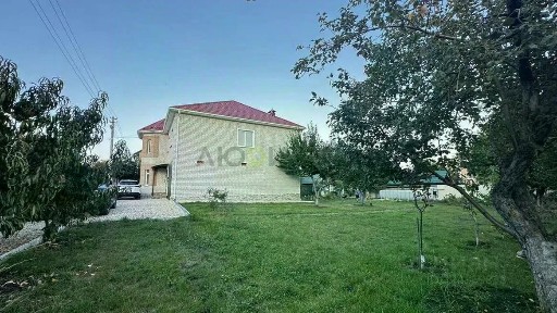 Продается 2-этажный дом, 235,4 м²
