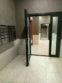 Санкт-Петербург, р-н Приморский, Коломяги, Парашютная ул., 79к1
