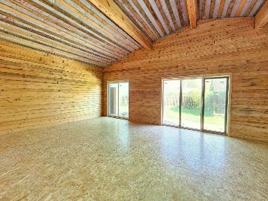 Продается 1-этажный дом, 160 м²