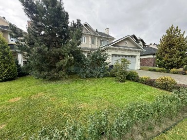 Продается 3-этажный коттедж, 202 м²