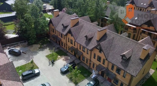 Продается 3-этажный таунхаус, 190 м²