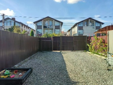 Продается 3-этажный дом, 120 м²