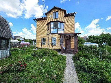 Продается 3-этажный дом, 281,4 м²