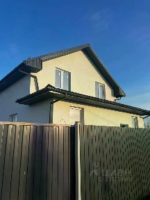 Продается 2-этажный дом, 180 м²