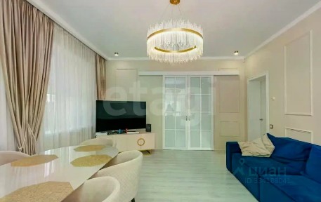 Продается 3-этажный дом, 347,7 м²