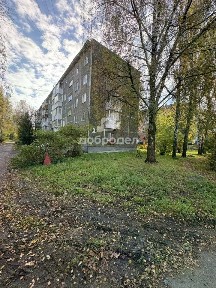 Свердловская область, Первоуральск, просп. Космонавтов, 6