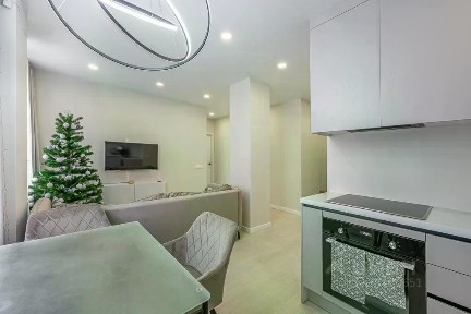 Продается 2-комн. квартира, 67 м²