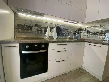 Продается 2-комн. квартира, 60 м²