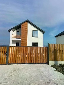 Продается 2-этажный дом, 110 м²